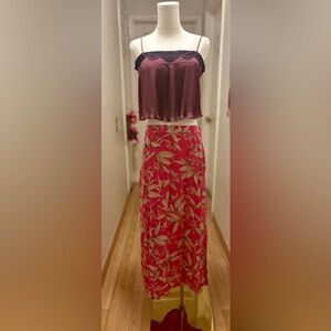 Diane Von Furstenberg silk assets skirt, 100% silk sz S